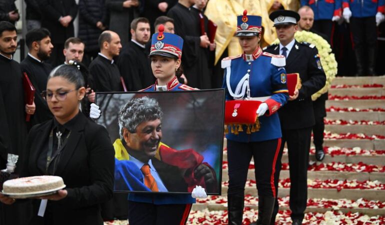 Futbol dünyası yasta Lucescu son yolculuğuna uğurlandı