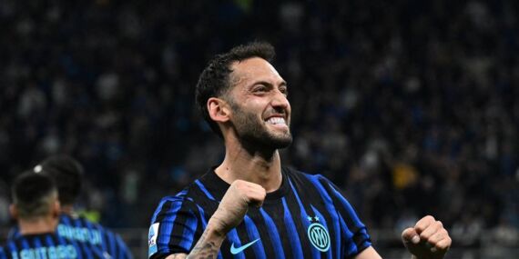 İtalya’da gündem Hakan Çalhanoğlu: ‘Pirlo’yu hatırlattı’