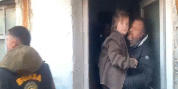 Harabe evde 7 yıl alıkonulan Nazar için yeni bir hayat: İlkokula başladı, Almanya’ya gidecek