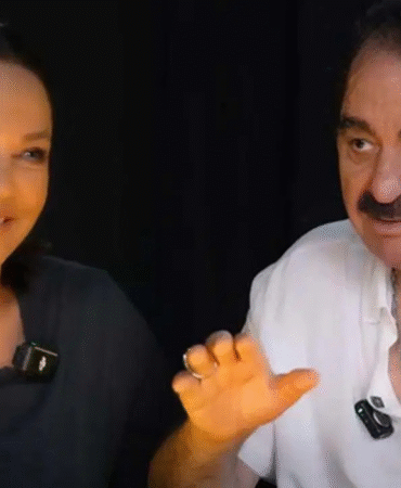 Hülya Avşar, hastaneye yatırılan İbrahim Tatlıses'i ziyaret etti