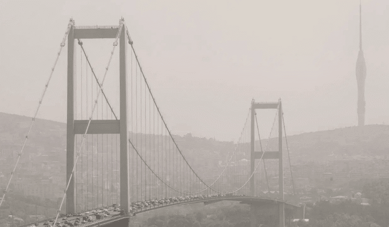 İstanbul'da Sahra alarmı Çöl tozu 3 gün boyunca etkili olacak!