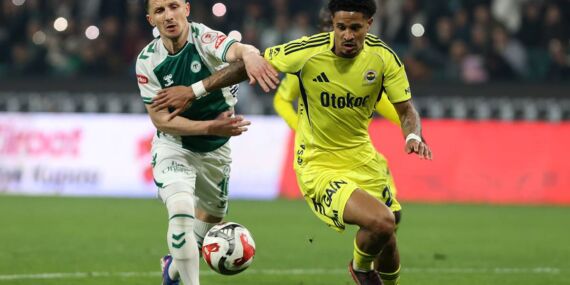 Ferdi Kadıoğlu’nun paylaşımına yanıt vermişti: Fenerbahçeli taraftarlardan Oosterwolde’ye tepki yağdı!