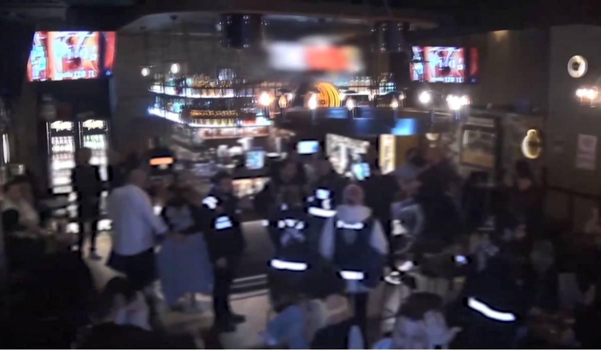 Kadıköy'de eğlence mekanlarına operasyon