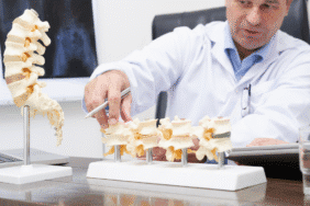 Kemik erimesi sessiz ilerliyor 'Kırıklar ölüme kadar götürebilir'