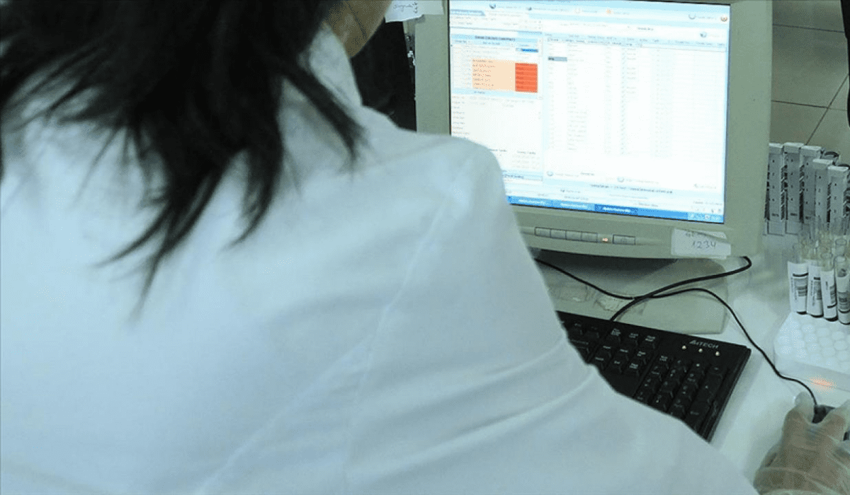 Milyonlarca kişi dikkat! Bakanlıktan ilaç raporu çağrısı geldi