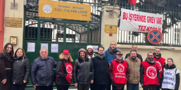 Özel İtalyan lisesi öğretmenleri büyükelçilik önünde 'Herkesi kanunlara sahip çıkmaya davet ediyoruz'