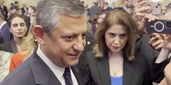 Özgür Özel ile TGRT yöneticisi arasında dikkat çeken ‘çay’ diyaloğu