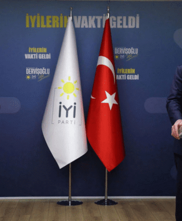 Özgür Özel'in ziyaretleri devam ediyor Müsavat Dervişoğlu'ndan 'ara seçim' desteği