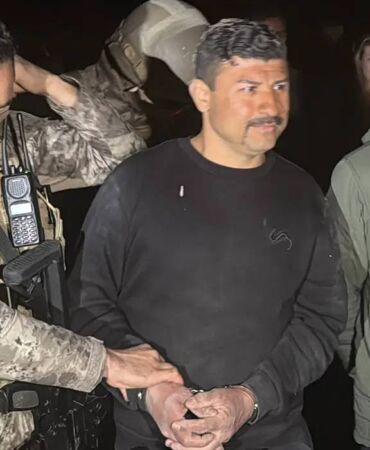 Polis ekibine silahlı saldırı 2 polis yaralı