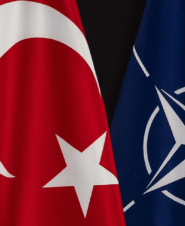 Savaş ve NATO eleştirisi Aktivistler Ankara zirvesinin iptalini talep ediyor