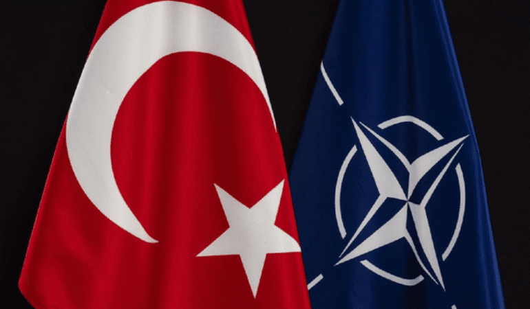 Savaş ve NATO eleştirisi Aktivistler Ankara zirvesinin iptalini talep ediyor