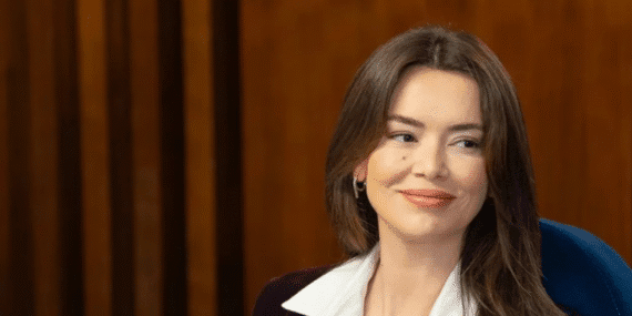 Seray Kaya, Kürtçe şarkıyla eğlendi: Sosyal medyadan gelen tepkilere sessiz kalmadı