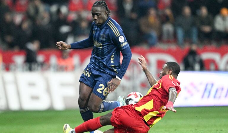 İlker Yağcıoğlu’ndan Fenerbahçeli futbolcuya tepki: ‘Olmuyor’
