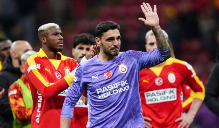 Taraftar tepki gösterdi, takım sahip çıktı Günay Güvenç gözyaşlarını tutamadı!