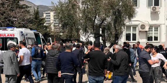 ‘Tek çocuğumdu’: Okul saldırısında yaşamını yitiren öğrencinin babası anlattı