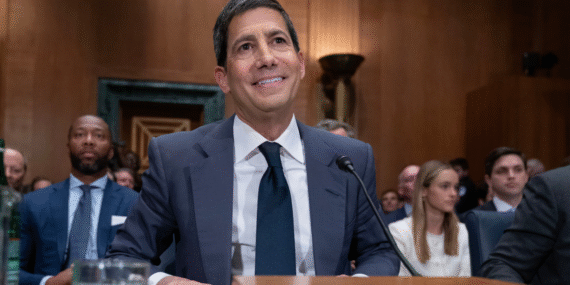 Trump’ın Fed Başkan adayından çarpıcı açıklama: ‘Amerikalılar rejim değişikliğini hissediyor’