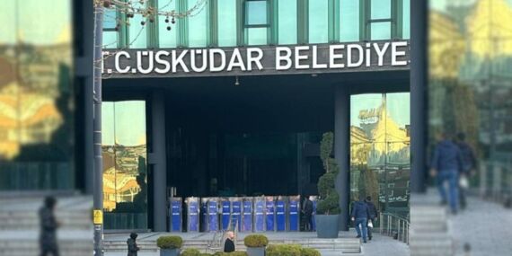 Üsküdar Belediyesi’ne operasyon: 20 kişi gözaltına alındı!