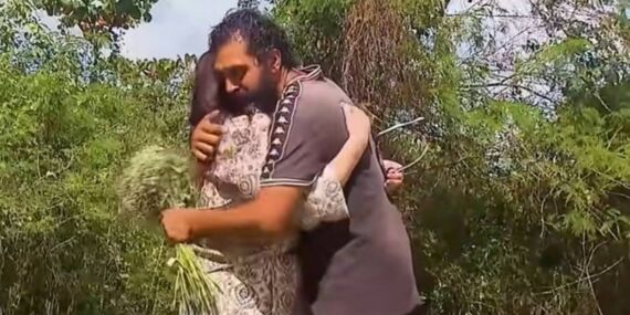 Survivor’da flaş yüzleşme: Deniz Seki Bayhan’a sarılıp ağladı!