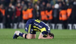 fenerbahce-son-dakikada-yikildi