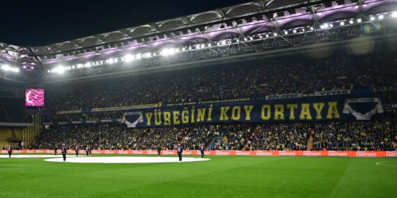 Fenerbahçe’den dikkat çeken Başakşehir maçı kararı!