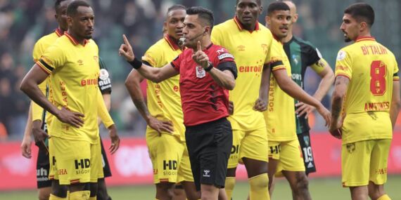 Kocaelispor maçı sonrası… Göztepe’den flaş hakem tepkisi!