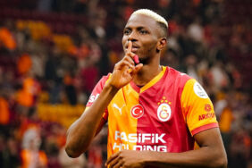 victor-osimhen-galatasaray-2025-
