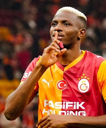 victor-osimhen-galatasaraya-oyle-birini-getiriyor-ki-ikna-oldu-bile-taraftarlar-havalimanina-akin-edecek-7gdw