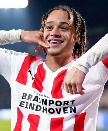 xavi-simons-psv-ile-kulle-944_2-41