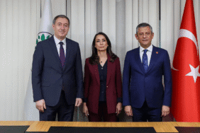 ‘Ara seçim’ gündemiyle temaslar başladı Özgür Özel’den DEM Parti’ye ziyaret