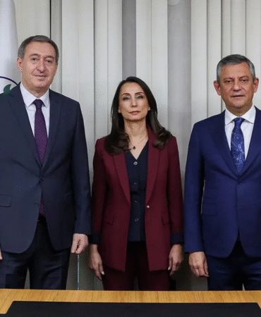 ‘Ara seçim’ gündemiyle temaslar başladı Özgür Özel’den DEM Parti’ye ziyaret