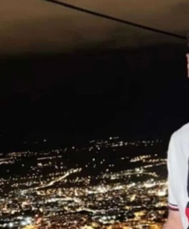 16 yaşındaki genç, bıçaklı kavgada yaşamını yitirdi