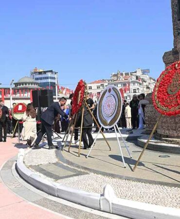 19 mayıs töreninde çelenk tartışması chp’den akp’ye “milli değerler” tepkisi