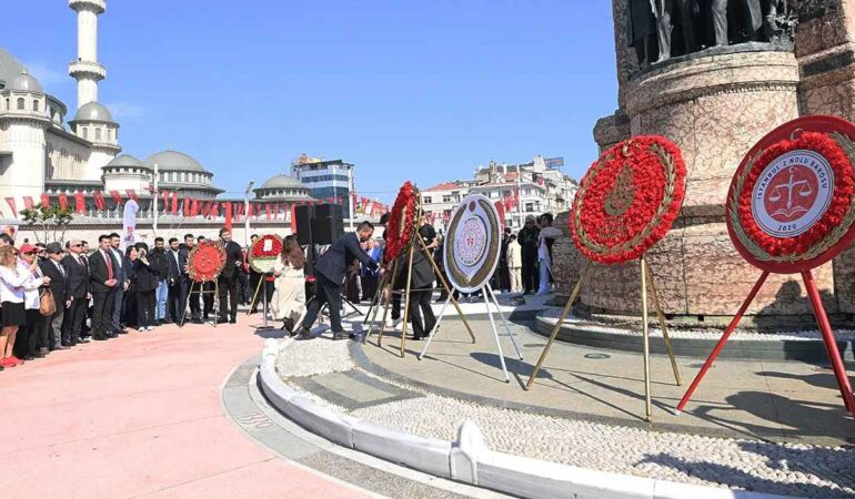 19 mayıs töreninde çelenk tartışması chp’den akp’ye “milli değerler” tepkisi