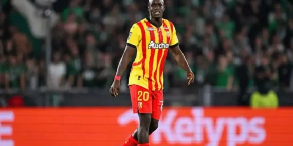 Fenerbahçe’den savunmaya Fransız yıldız hamlesi! Gündemde Malang Sarr var