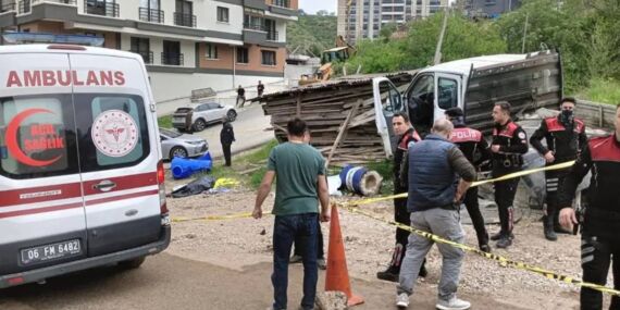1 Mayıs’ta acı haber: Ankara’da kamyonun ezdiği 2 işçi hayatını kaybetti