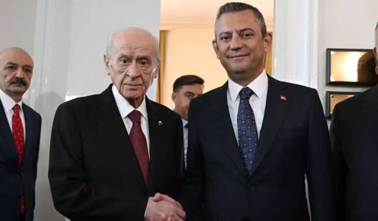 Bahçeli’nin 'CHP karıştırılmamalı' sözleri sonrası gözler MHP’de