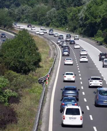 Bayram dönüşü çilesi başladı Anadolu Otoyolu’nda yoğunluk oluştu