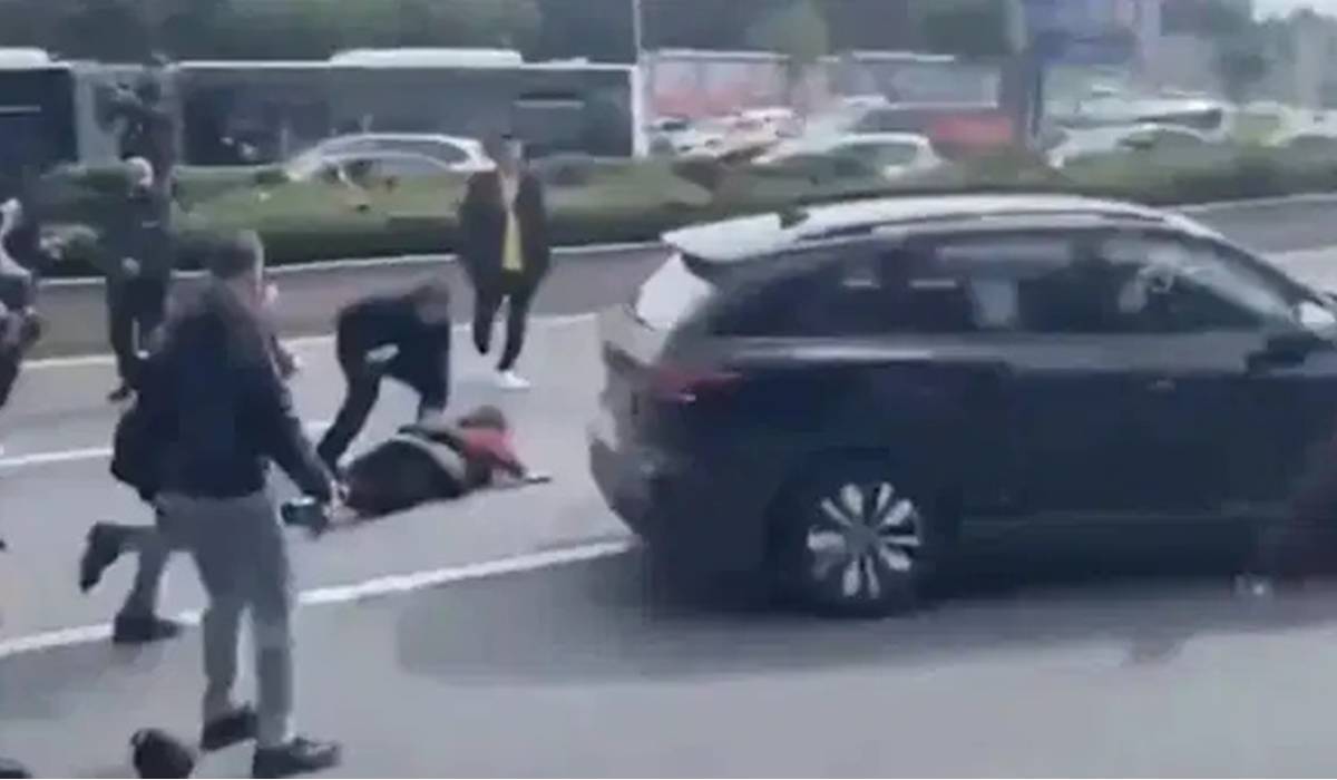 CHP Genel Merkezi önünde bekleyenleri ezmişti