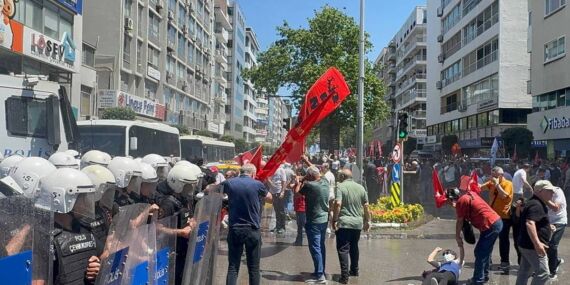 Özgür Özel, İzmir’e çağrı yapmıştı… Cumhuriyet Meydanı ablukaya alındı
