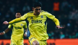 Edson Alvarez sessizliğini bozdu 'Tanrı iyidir, zamanlaması mükemmeldir'