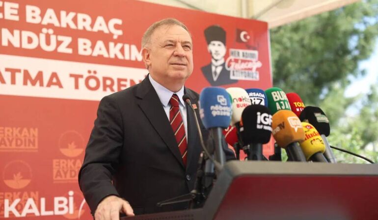 Gökan Zeybek