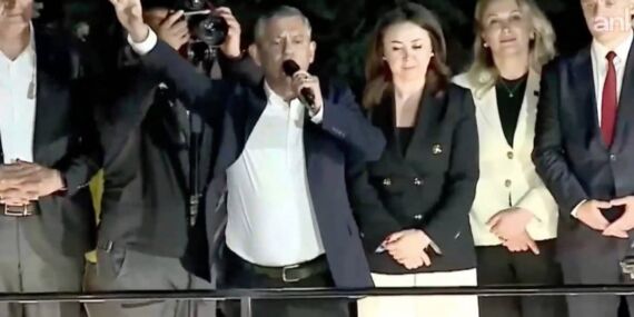 Özel’den çağrı: ‘Herkesi mücadeleye, direnişe, meydanlara davet ediyorum’