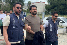 Rasim Ozan Kütahyalı’nın tutuklandığı bahis operasyonu, şifresi kırılan telefonla ortaya çıktı