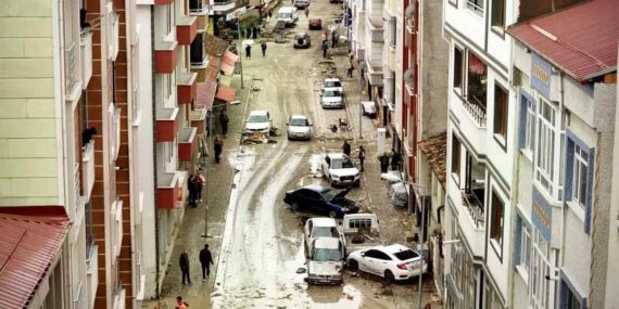 Samsun’daki sel için AFAD’dan acil yardım ödeneği