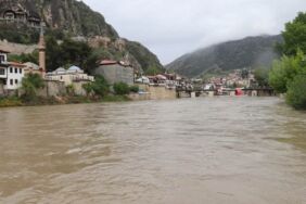 Sel ve taşkın riski Amasya ve Tokat’ta eğitime ara verildi