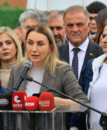Silivri’de ADA buluşması Dilek İmamoğlu’dan tutuklu ailelerine destek mesajı