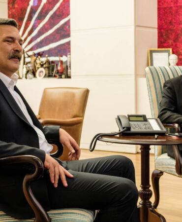 erkan baş özgür özel