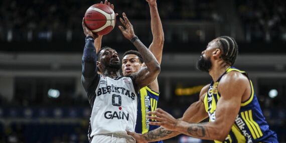 Fenerbahçe Beko’ya şans tanımadı: Potadaki derbide kazanan Beşiktaş GAİN!
