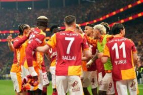 GALATASARAY, FENERBAHÇE’Yİ EVİNDE 2 MAÇ SONRA MAĞLUP ETTİ