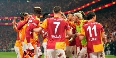 GALATASARAY, FENERBAHÇE’Yİ EVİNDE 2 MAÇ SONRA MAĞLUP ETTİ